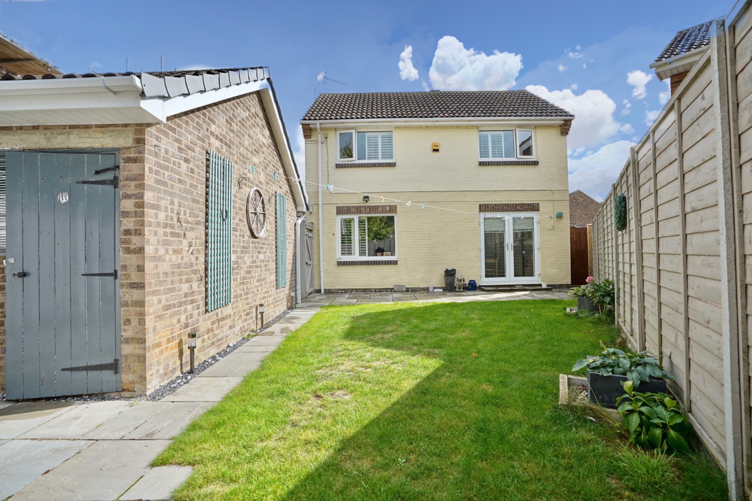 3 bed detached house for sale in Highfield Avenue, Huntingdon, PE28