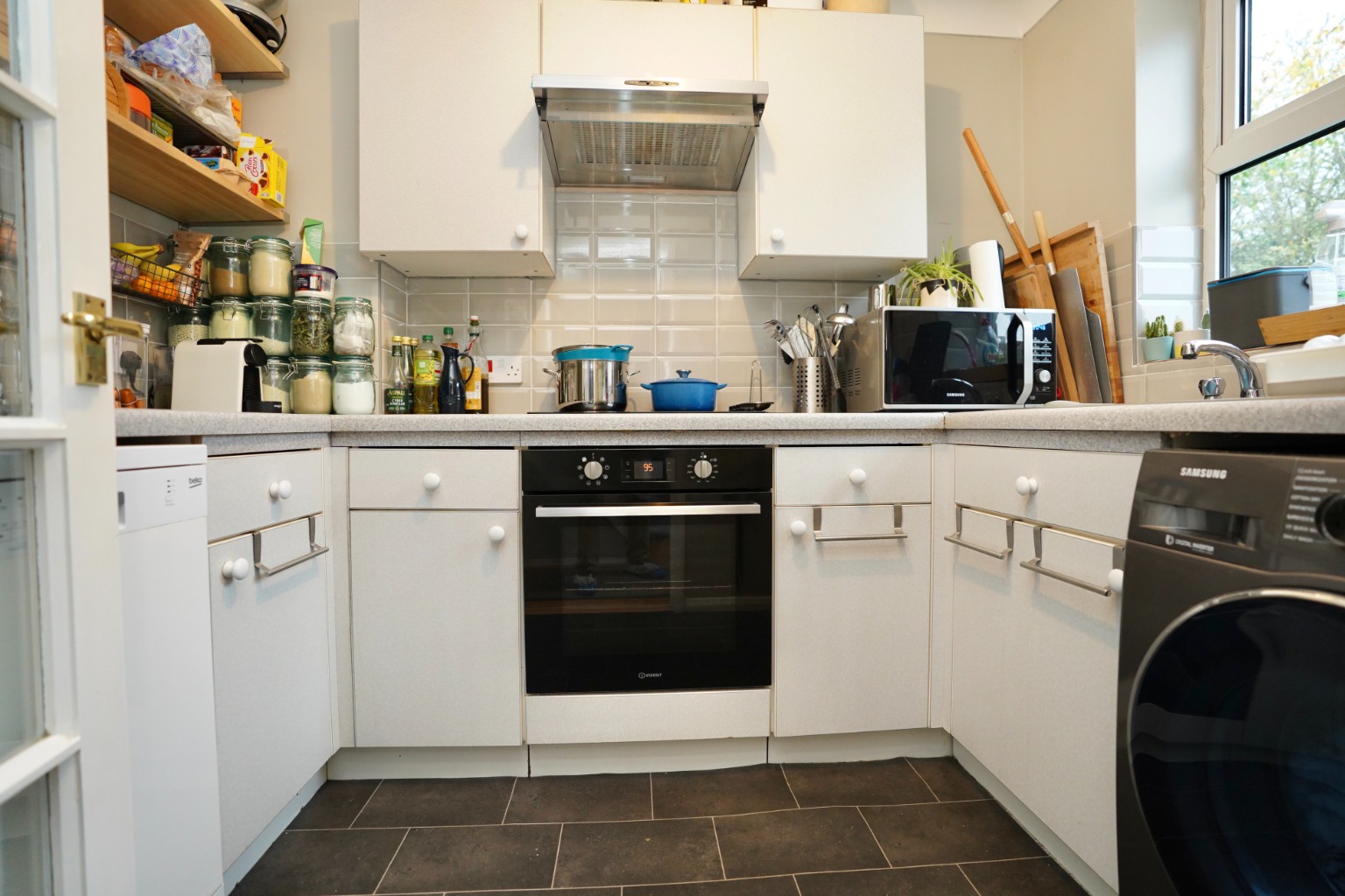 2 bed semi-detached house for sale in De la Haye Close, Cambridge  - Property Image 3