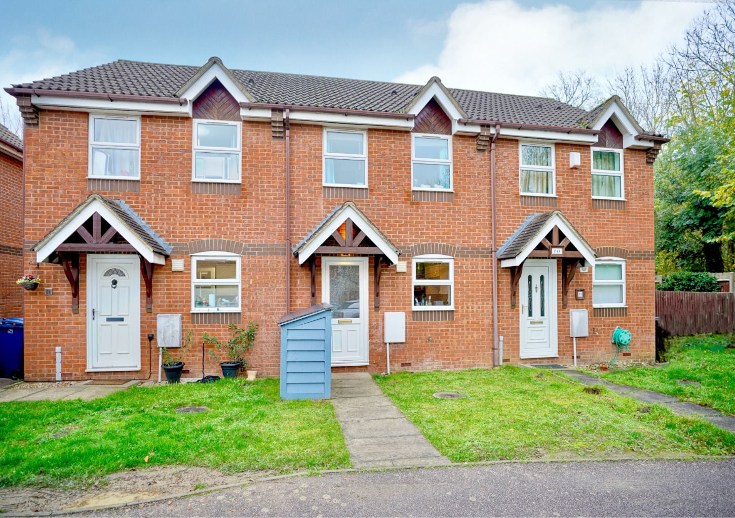 2 bed semi-detached house for sale in De la Haye Close, Cambridge - Property Image 1