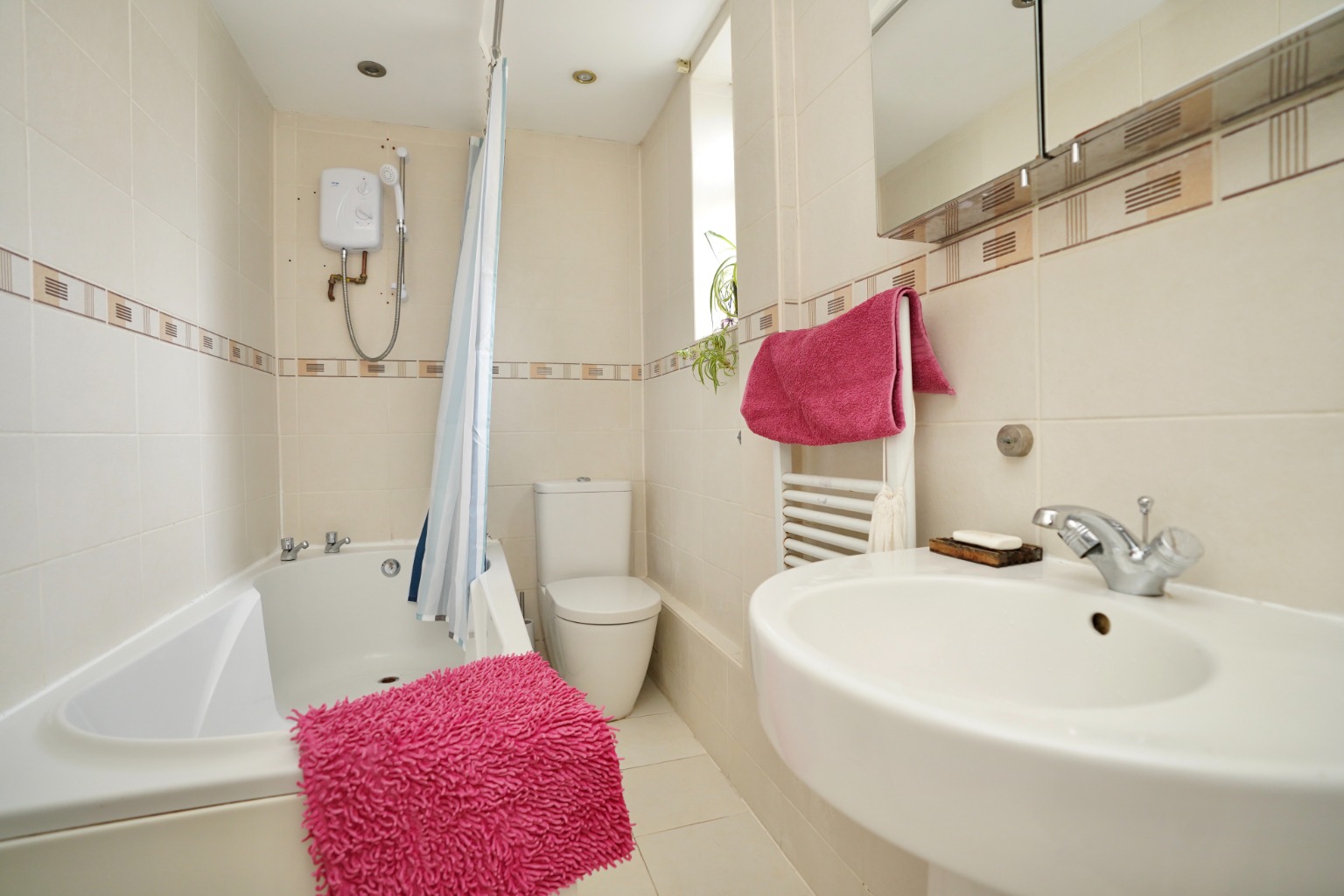 3 bed semi-detached house for sale in High Leys, St. Ives  - Property Image 8