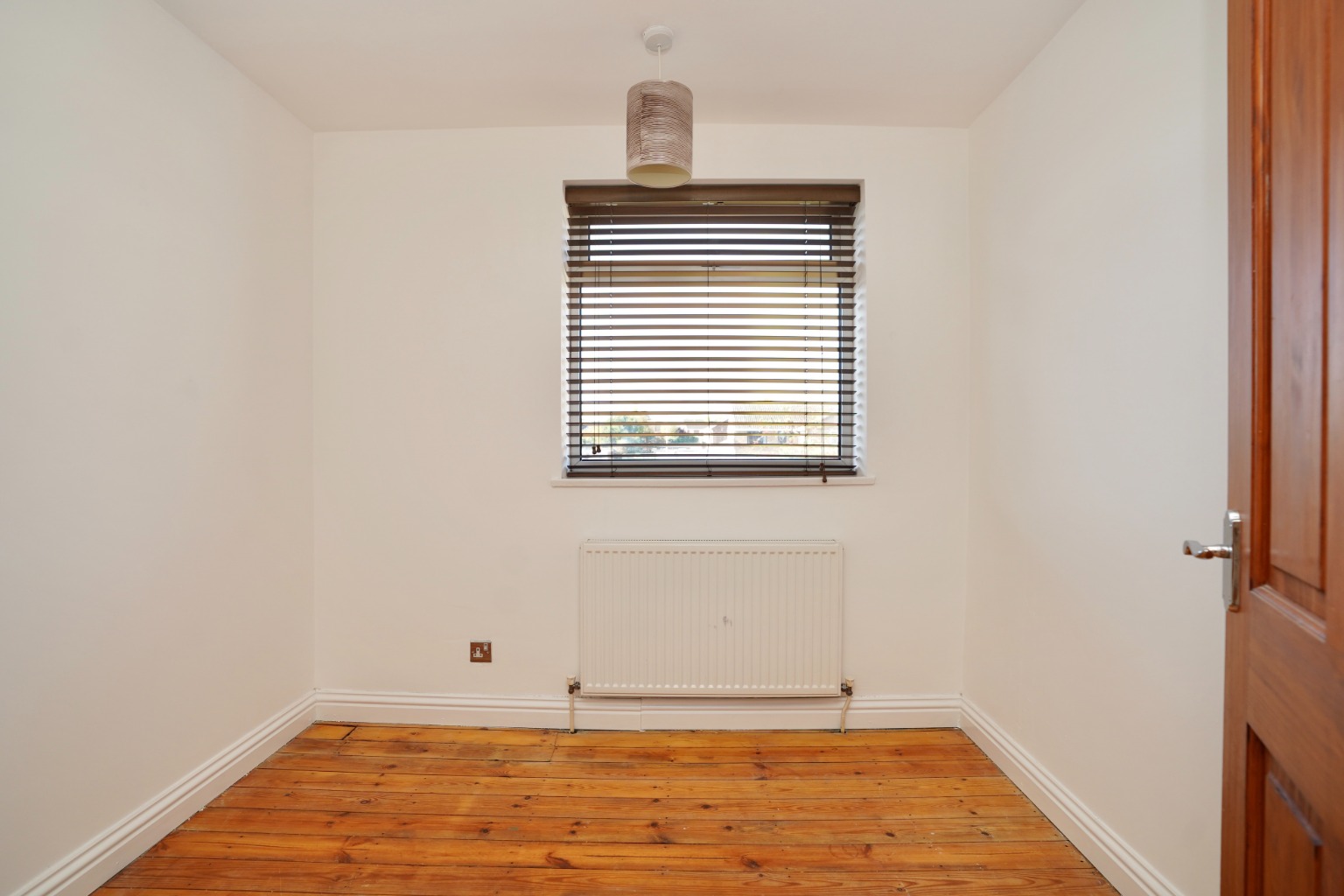 3 bed end of terrace house for sale in Ramsey Road, St. Ives 11