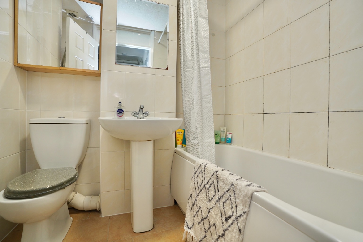 3 bed terraced house for sale in Stour Close, St. Ives 8