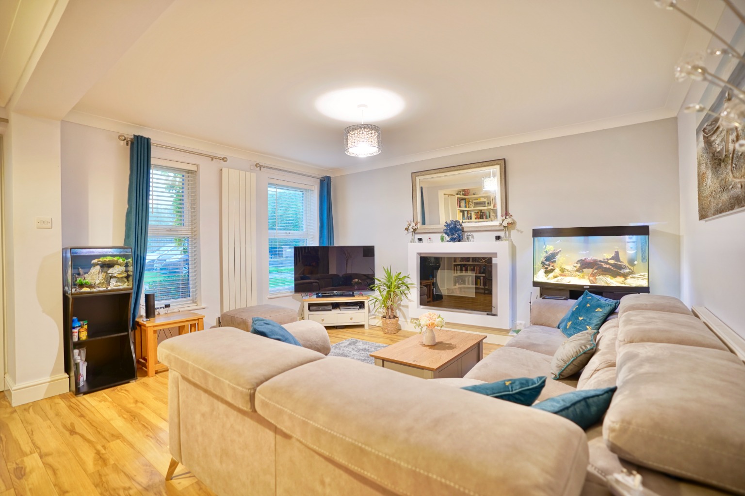 3 bed semi-detached house for sale in Chapel Road, Huntingdon  - Property Image 2