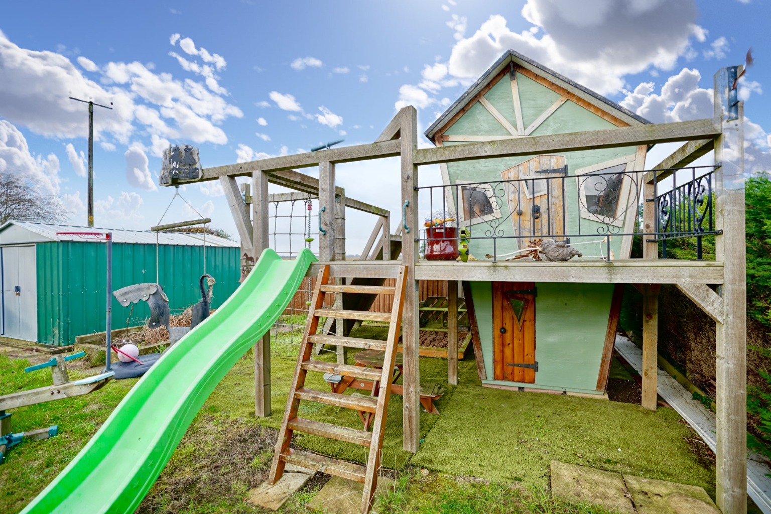 3 bed semi-detached house for sale in Coronation Avenue, Huntingdon  - Property Image 21