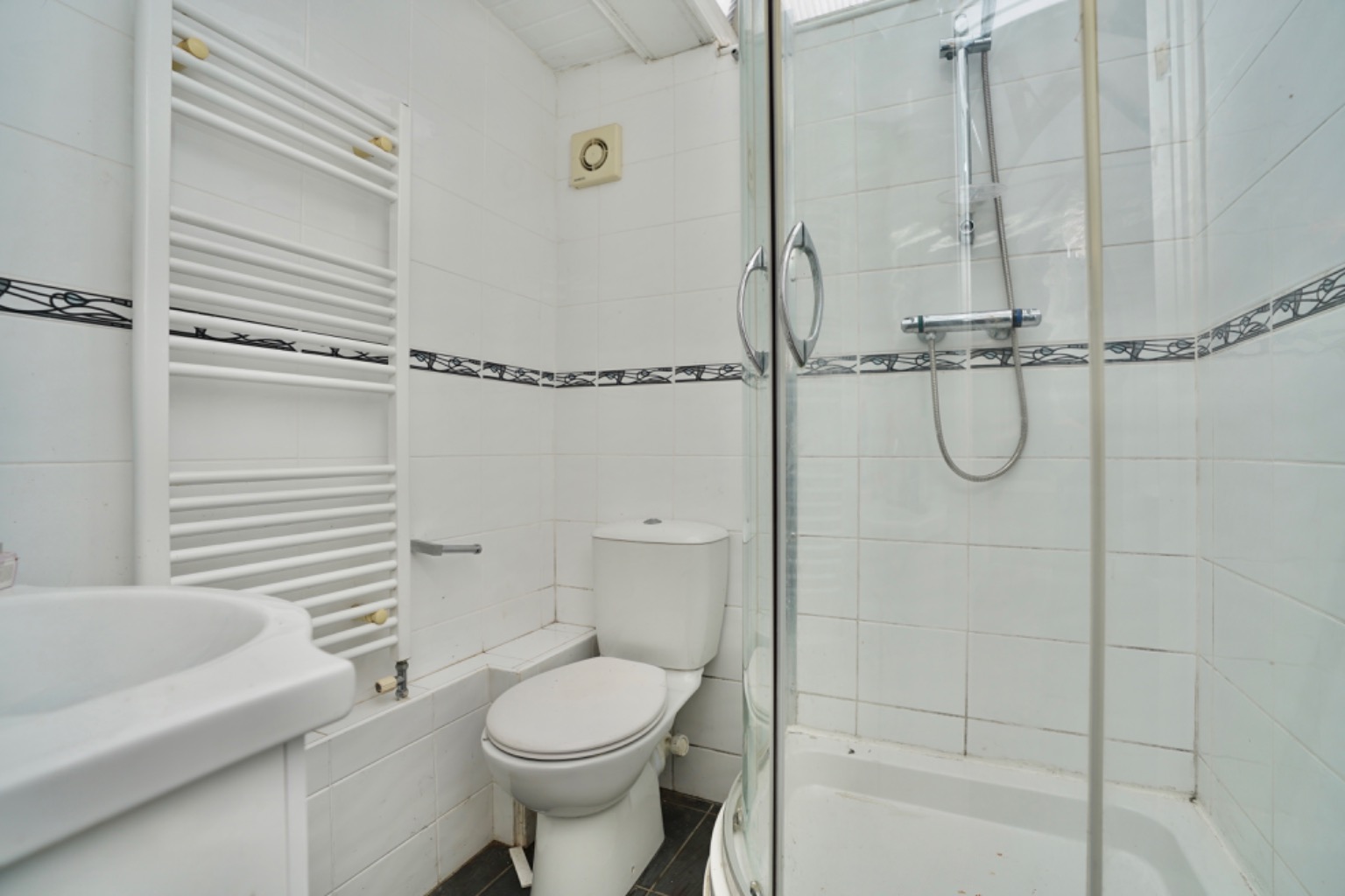 3 bed detached bungalow for sale in Mayfield Road, Huntingdon  - Property Image 7