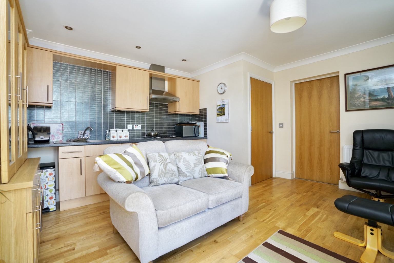 1 bed ground floor flat for sale in Hemingford Road, St. Ives - Property Image 1