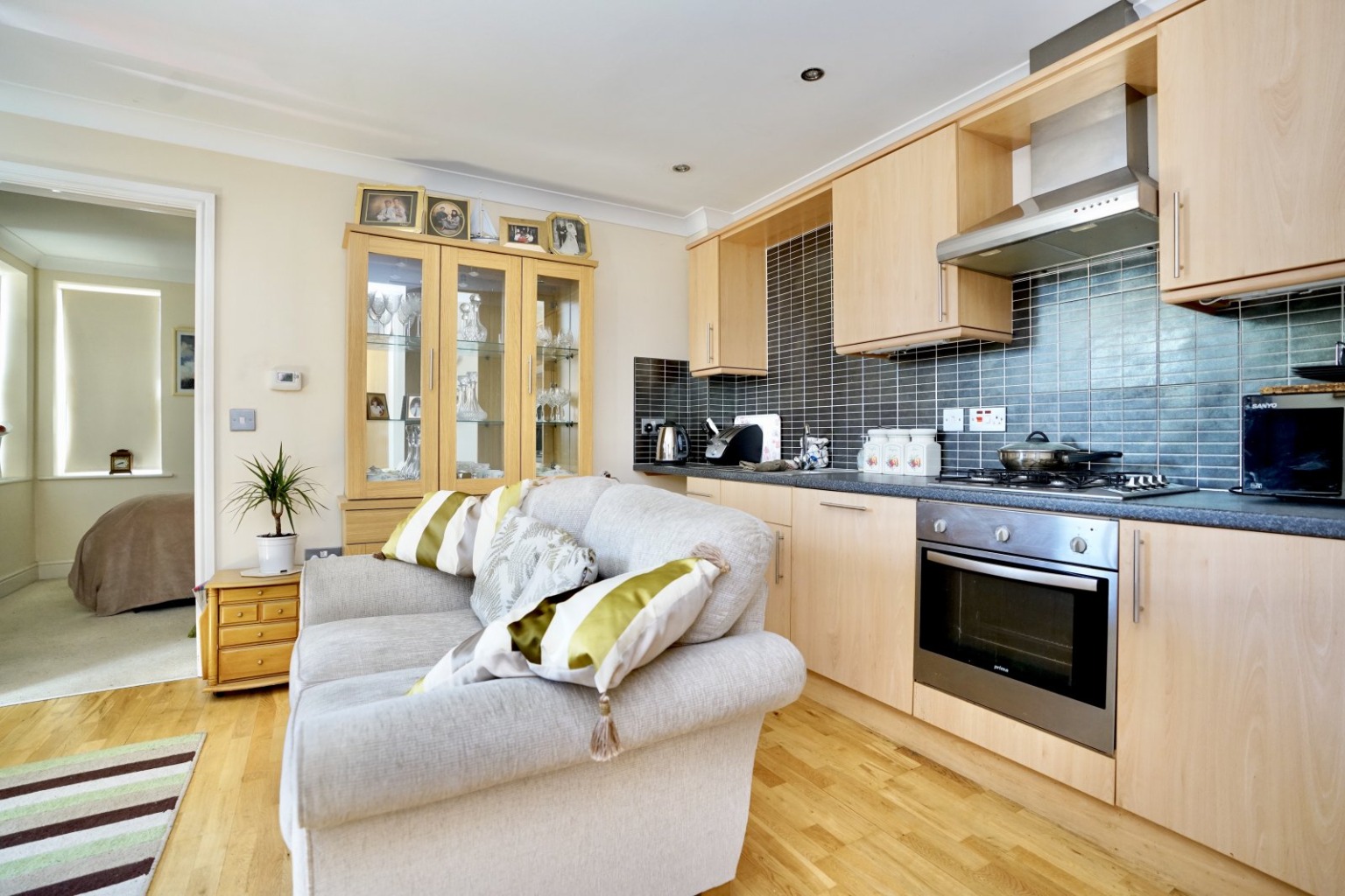 1 bed ground floor flat for sale in Hemingford Road, St. Ives  - Property Image 4