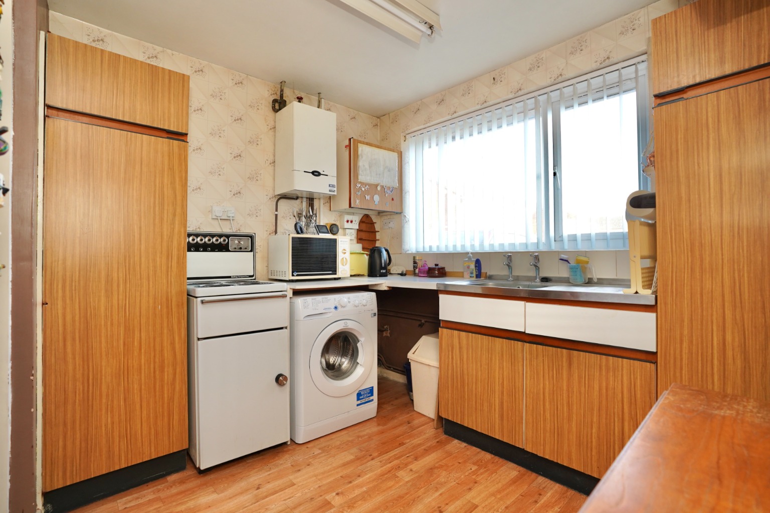 2 bed semi-detached house for sale in Tennyson Avenue, St. Ives  - Property Image 5