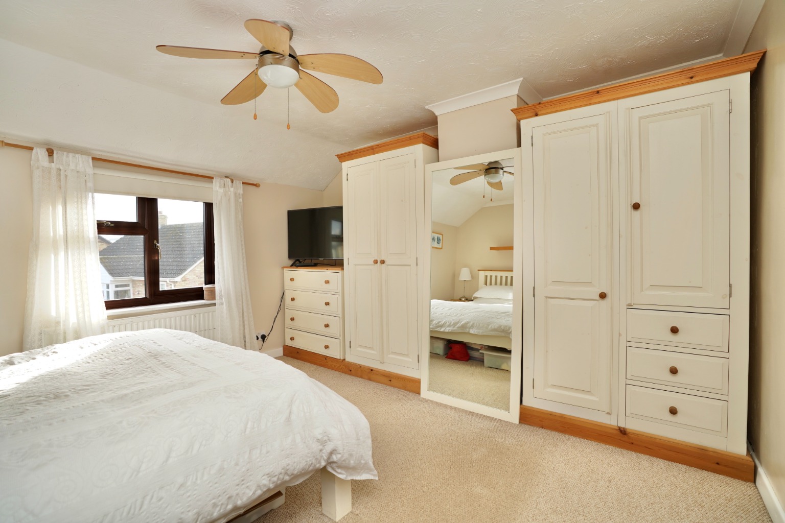 3 bed end of terrace house for sale in Warboys Road, Huntingdon  - Property Image 10