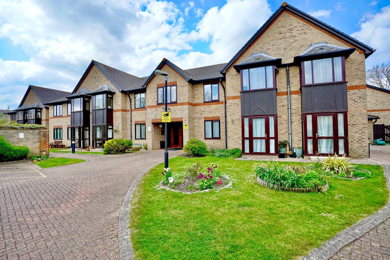 1 bed flat for sale in Woodlands, Huntingdon - Property Image 1