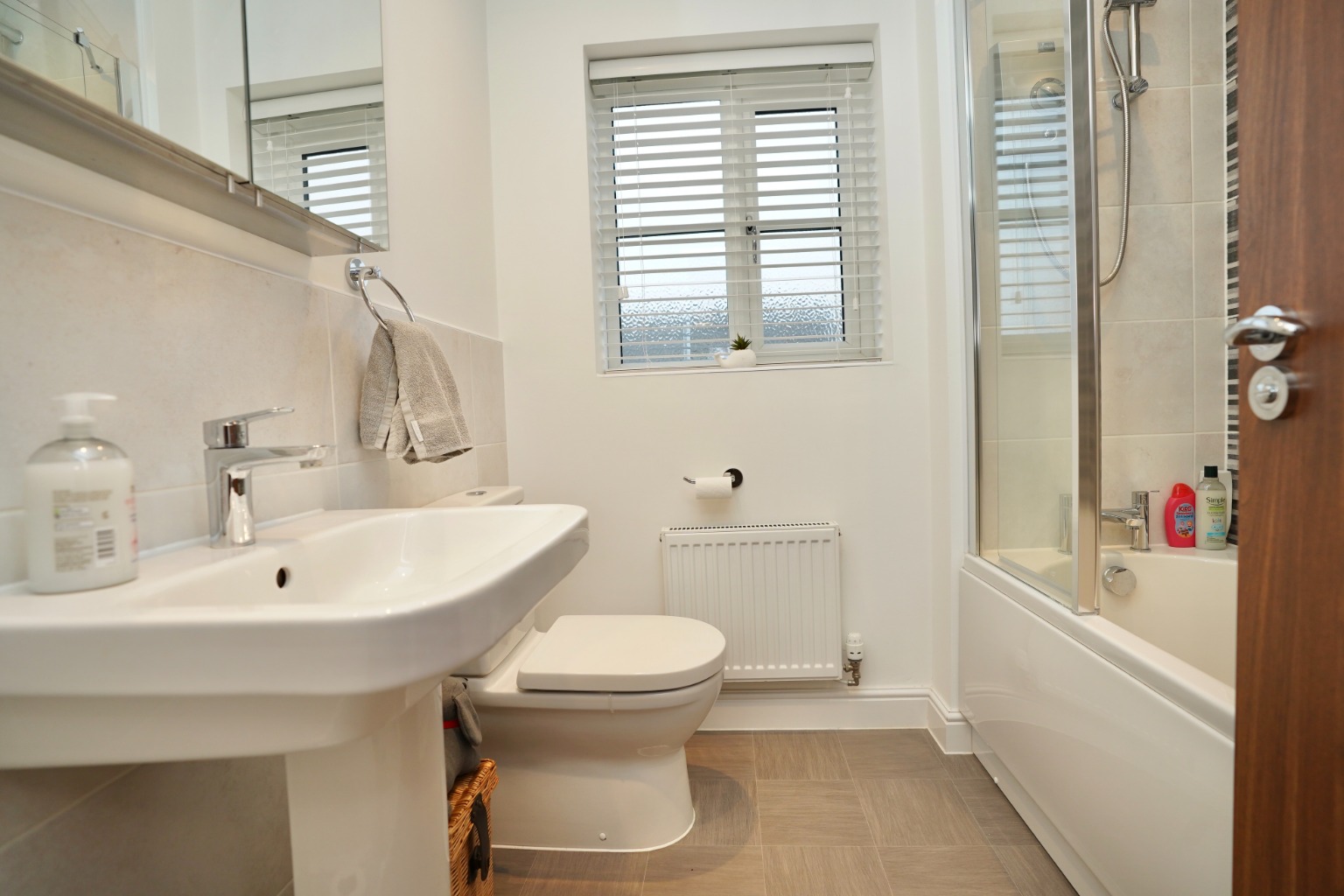 3 bed semi-detached house for sale in Somning Close, Huntingdon  - Property Image 12