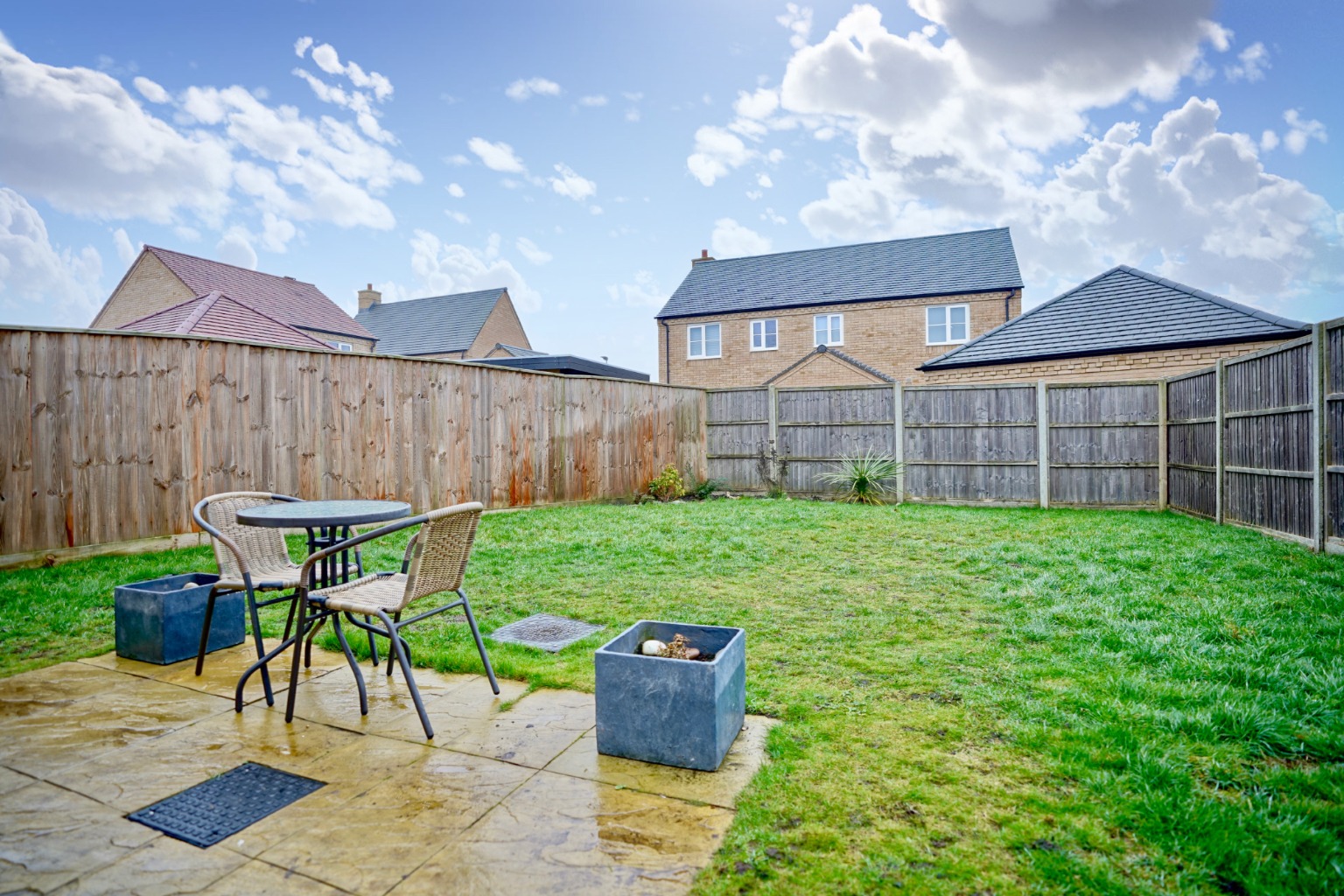3 bed semi-detached house for sale in Somning Close, Huntingdon  - Property Image 4