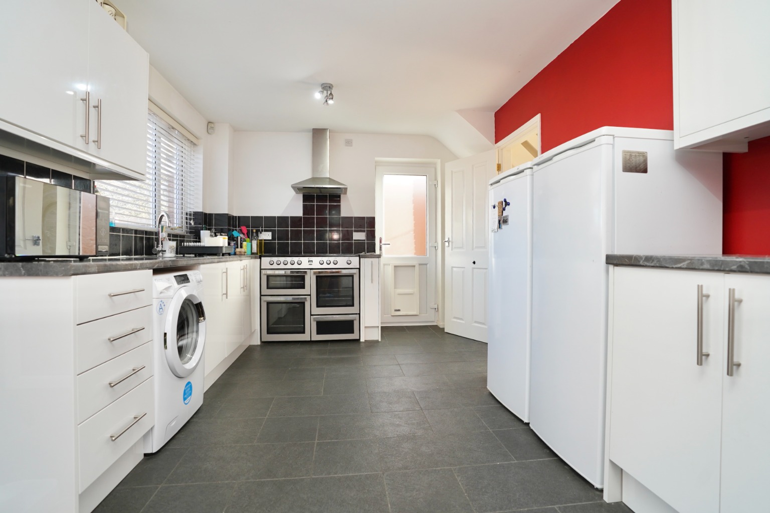 3 bed semi-detached house for sale in Hawthorn Way, St. Ives  - Property Image 2