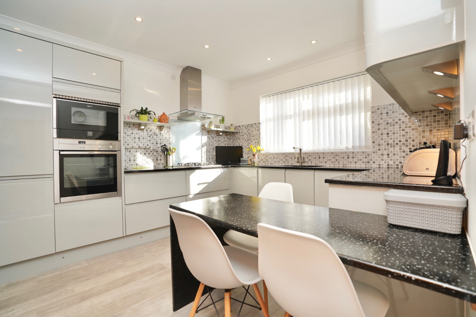 3 bed detached bungalow for sale in Parkhall Road, Huntingdon 1