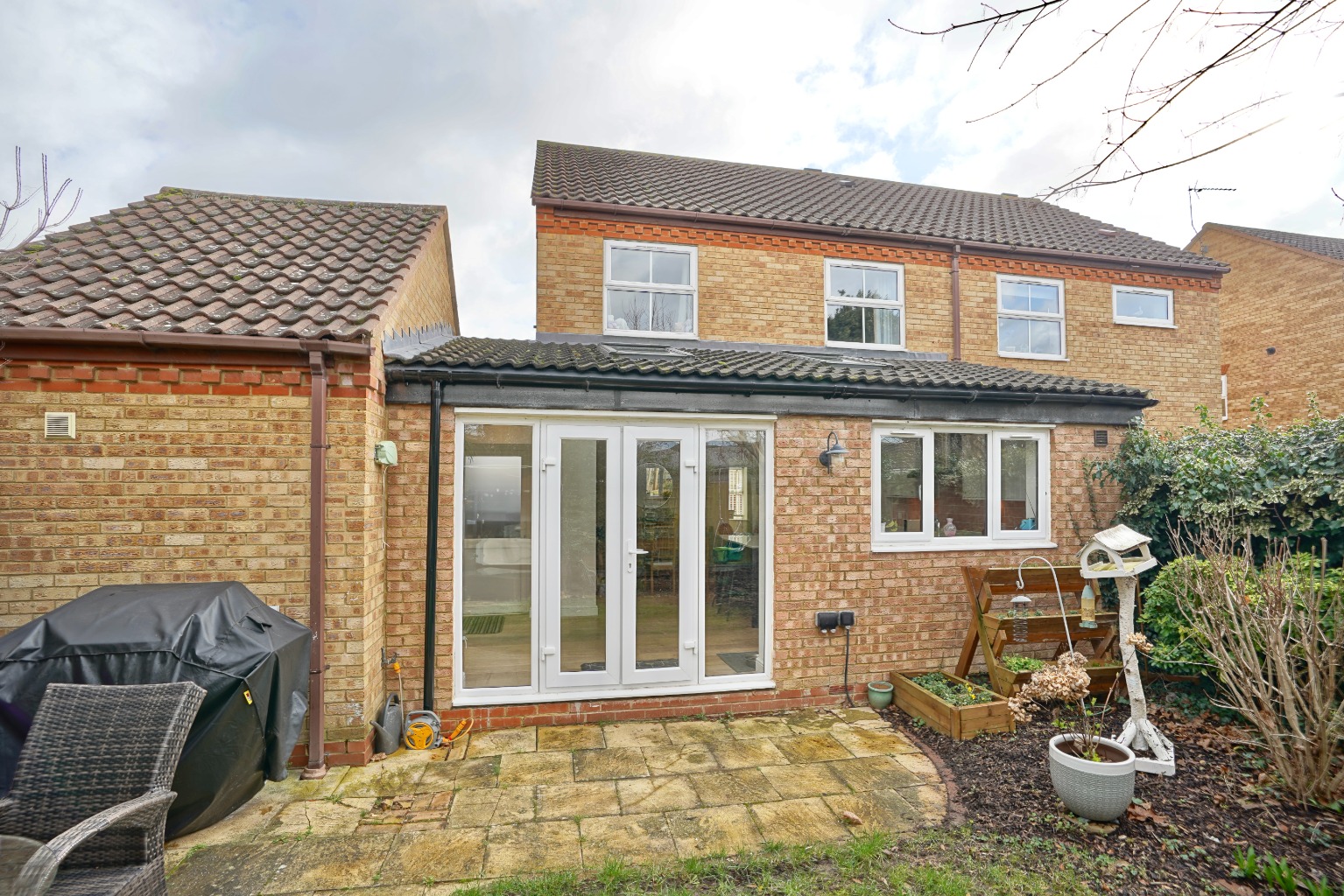 3 bed semi-detached house for sale in Deighton Close, St. Ives 16