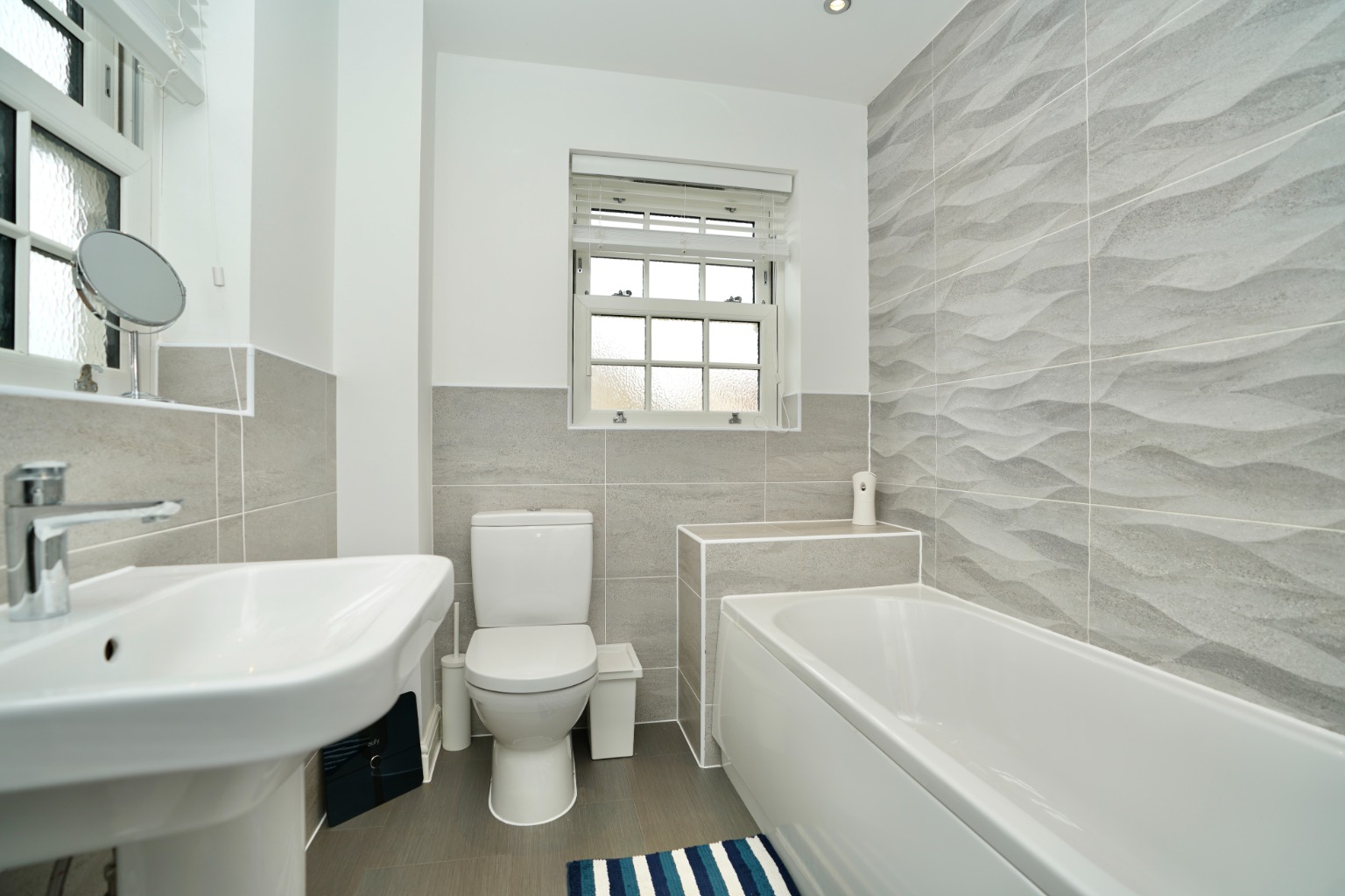 3 bed detached house for sale in Hunnane Drive, Huntingdon  - Property Image 10