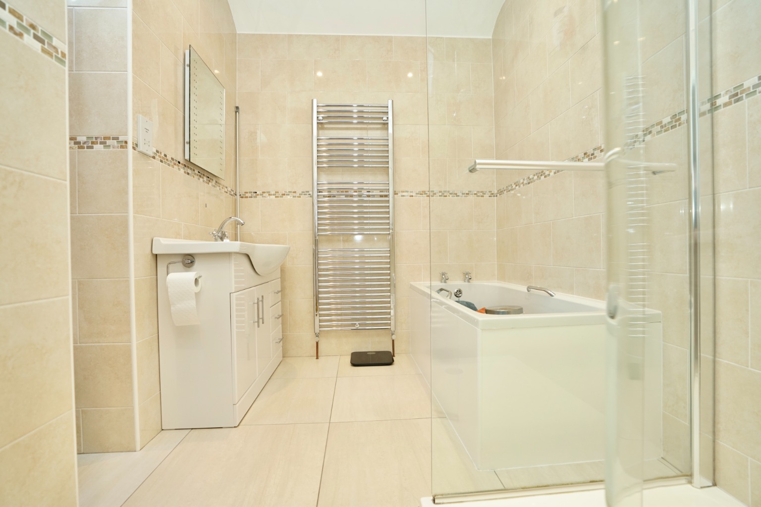 4 bed detached house for sale in Dunholt Way, Huntingdon 14