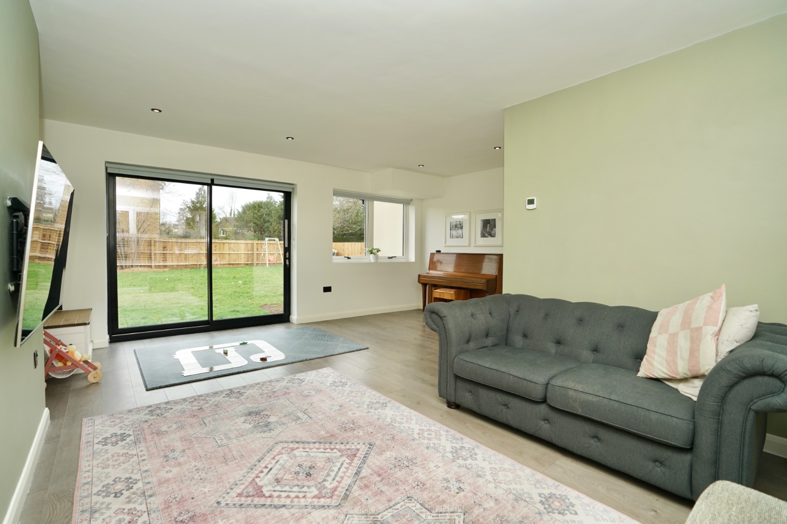 4 bed detached house for sale in Tithe Close, Cambridgeshire  - Property Image 7