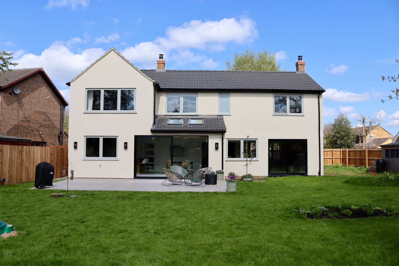 4 bed detached house for sale in Tithe Close, Cambridgeshire  - Property Image 3