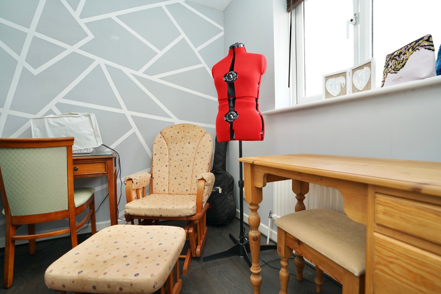 3 bed detached house for sale in Elizabethan Way, Huntingdon  - Property Image 10