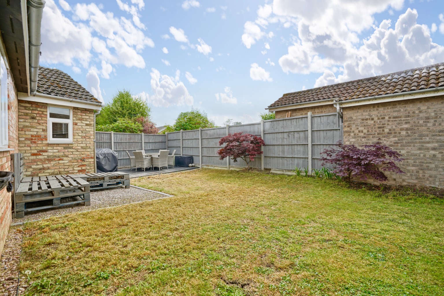 3 bed detached house for sale in Elizabethan Way, Huntingdon 11