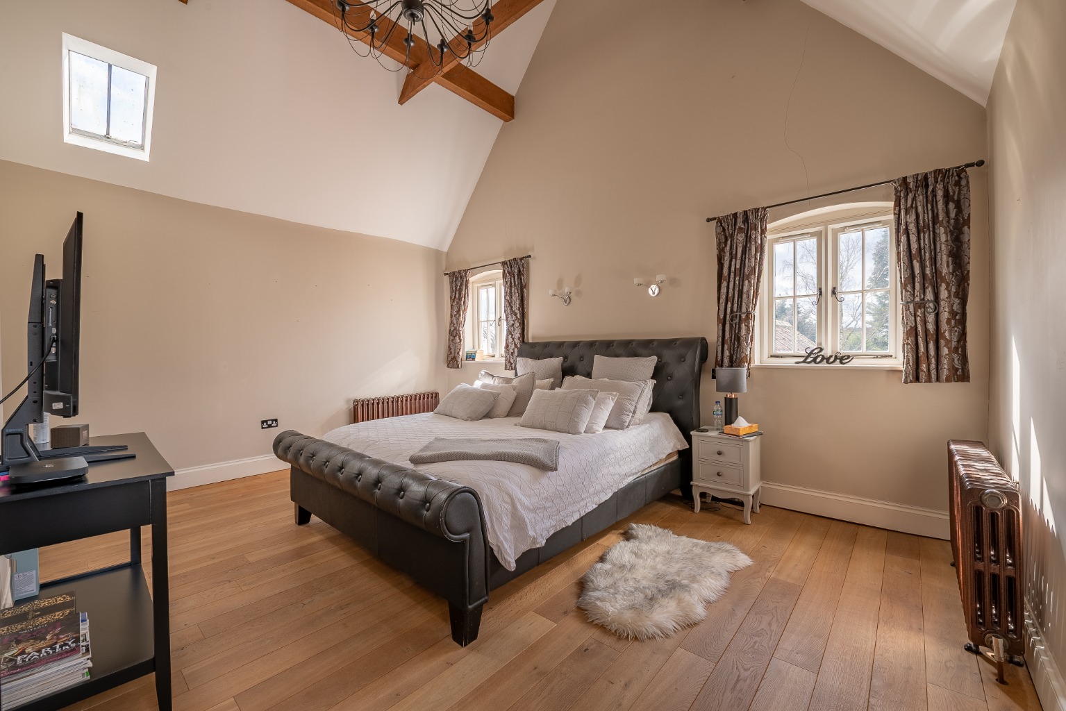 6 bed detached house for sale in Ermine Street, Huntingdon  - Property Image 10