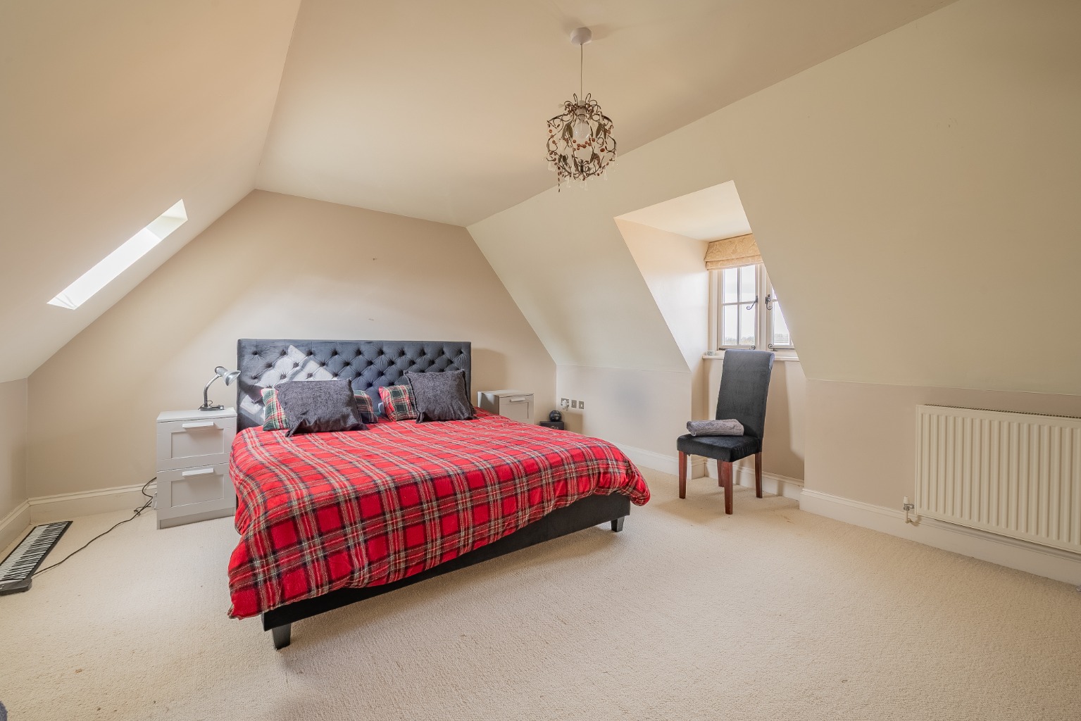 6 bed detached house for sale in Ermine Street, Huntingdon  - Property Image 16