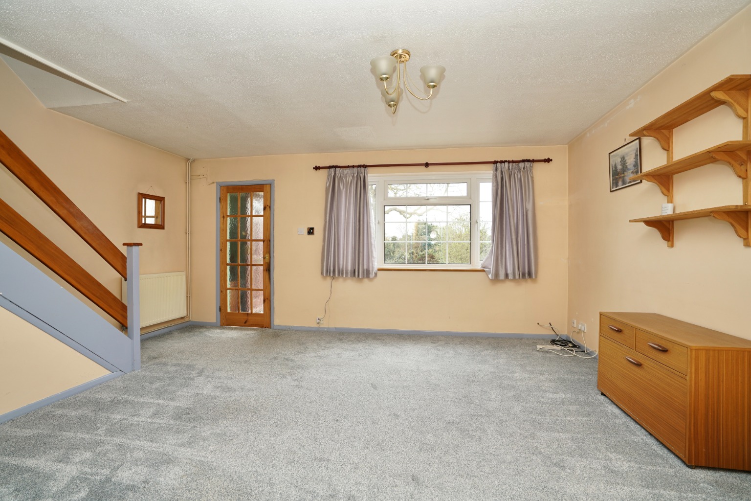 3 bed detached house for sale in The Trundle, Huntingdon 4