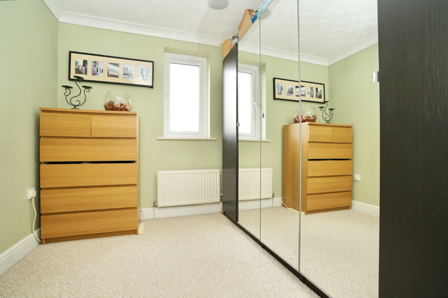 4 bed detached house for sale in The Sycamores, Huntingdon  - Property Image 13