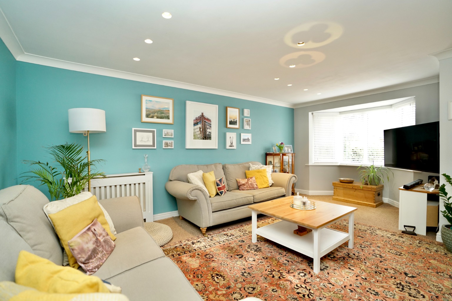 4 bed detached house for sale in The Sycamores, Huntingdon 1