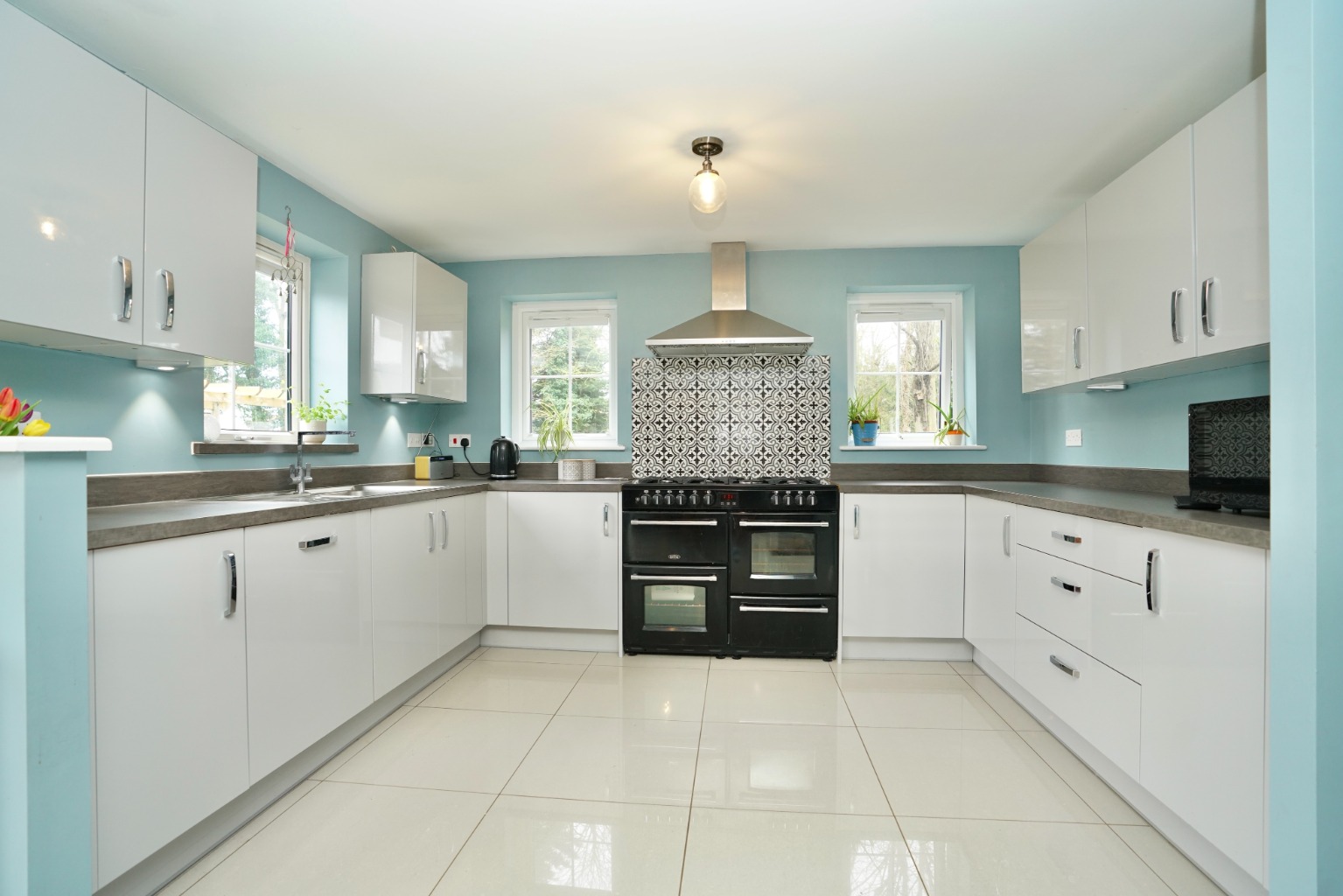 4 bed detached house for sale in Askwith Grove, St. Ives  - Property Image 4