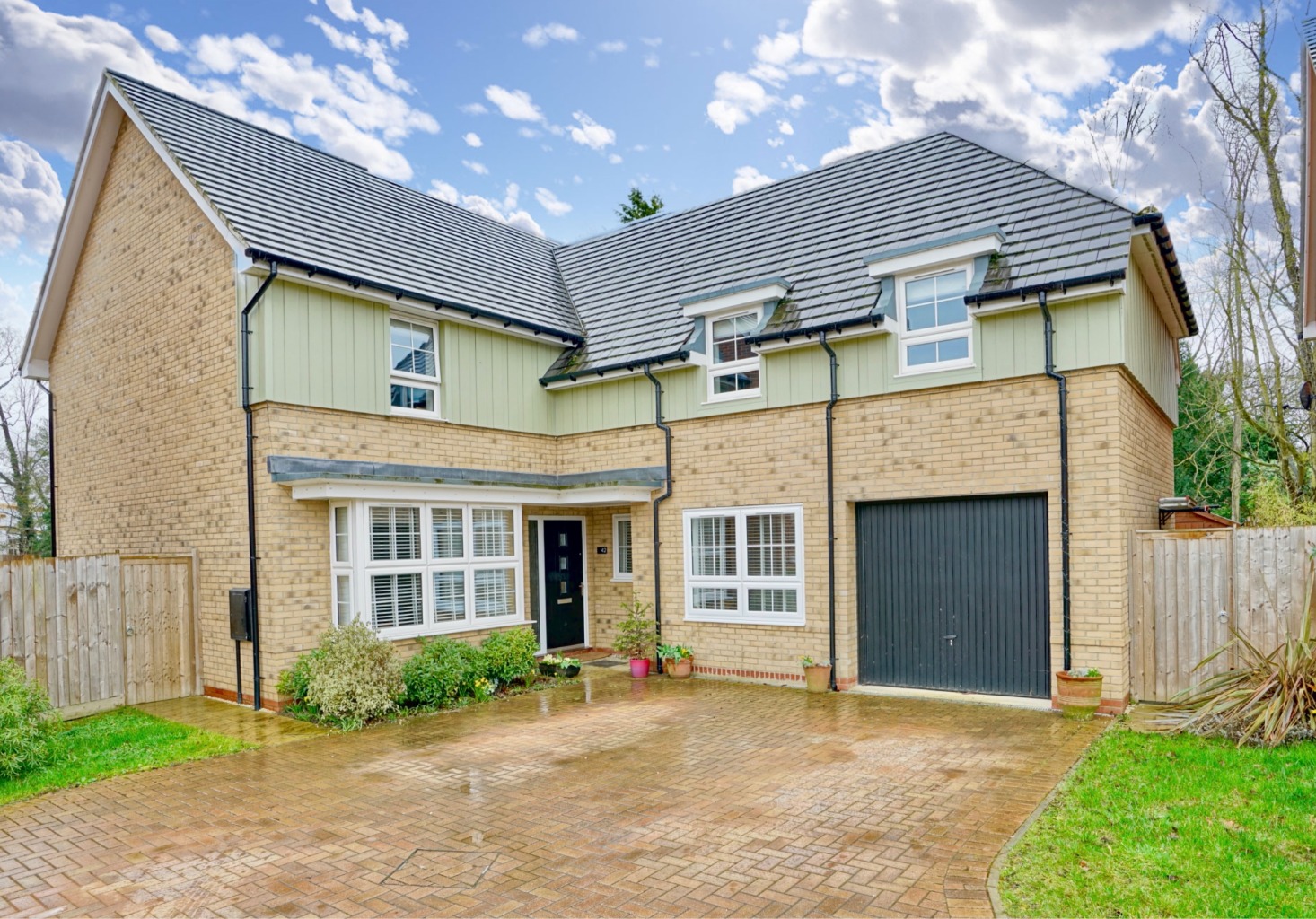 4 bed detached house for sale in Askwith Grove, St. Ives  - Property Image 2