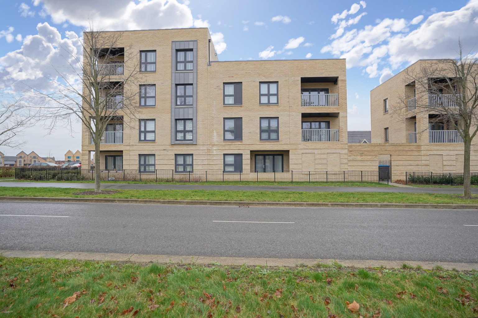 1 bed flat for sale in Cartwright Close, Huntingdon, PE28