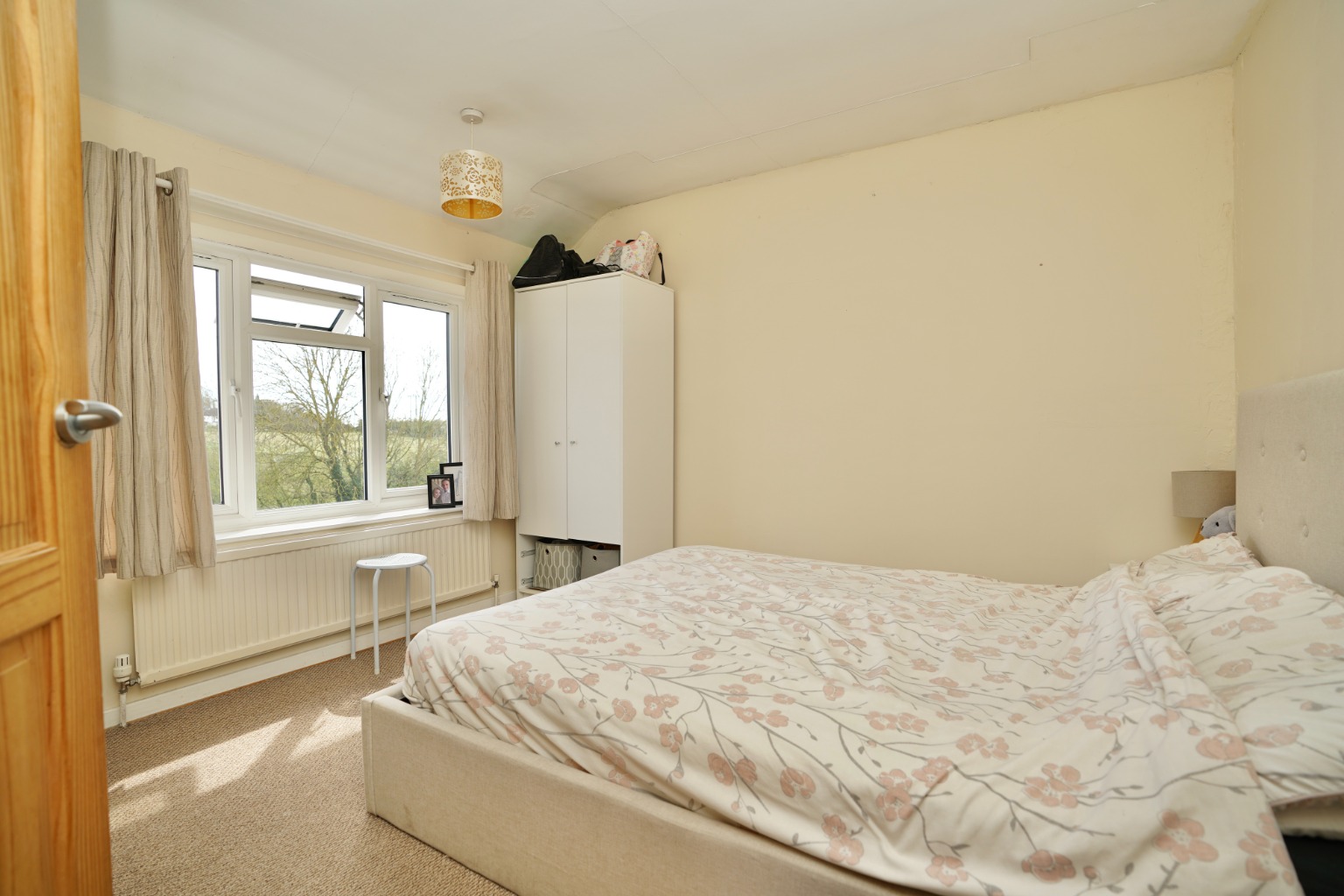 3 bed semi-detached house for sale in Park View, Huntingdon  - Property Image 6