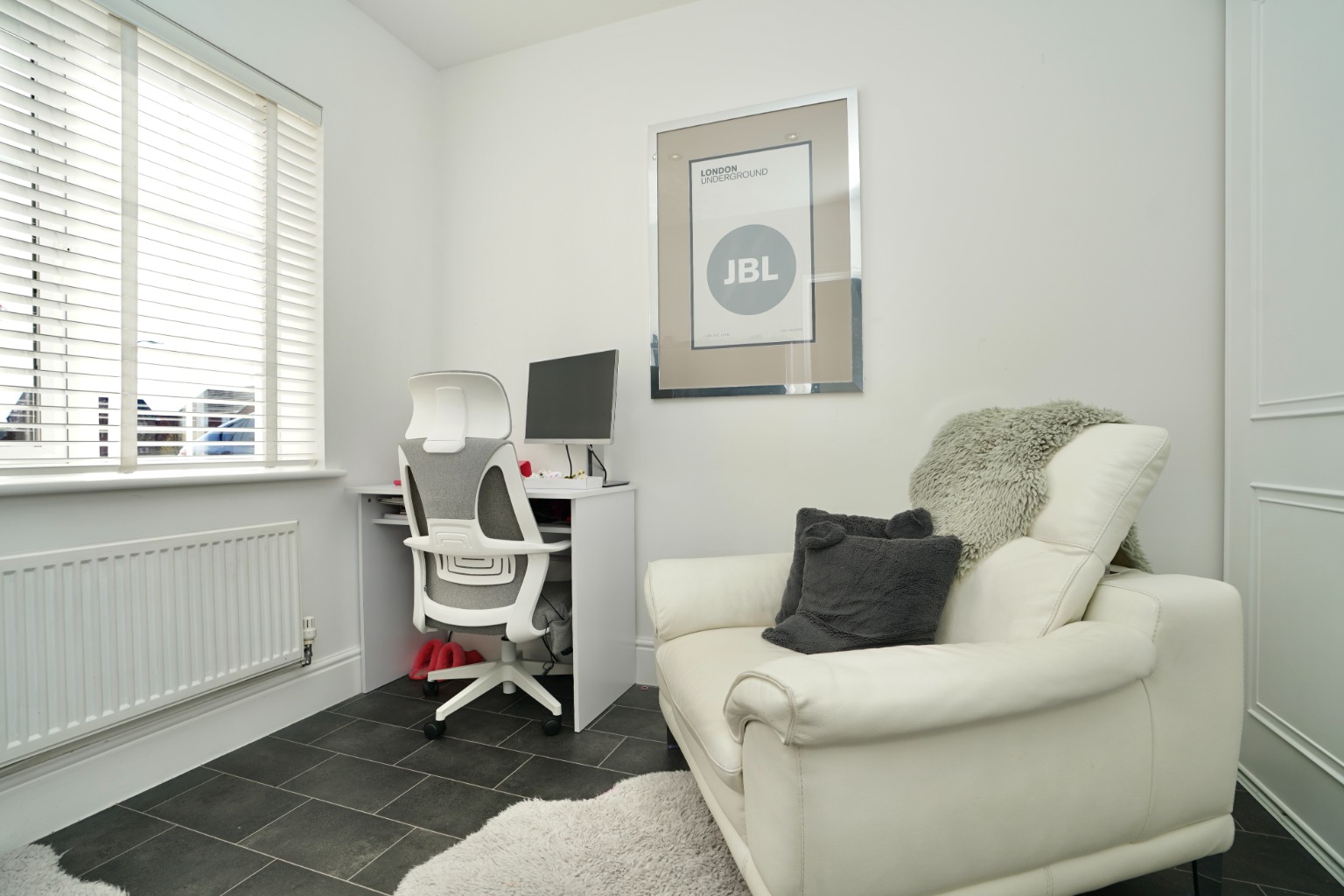 5 bed detached house for sale in Magnus Close, Peterborough  - Property Image 9