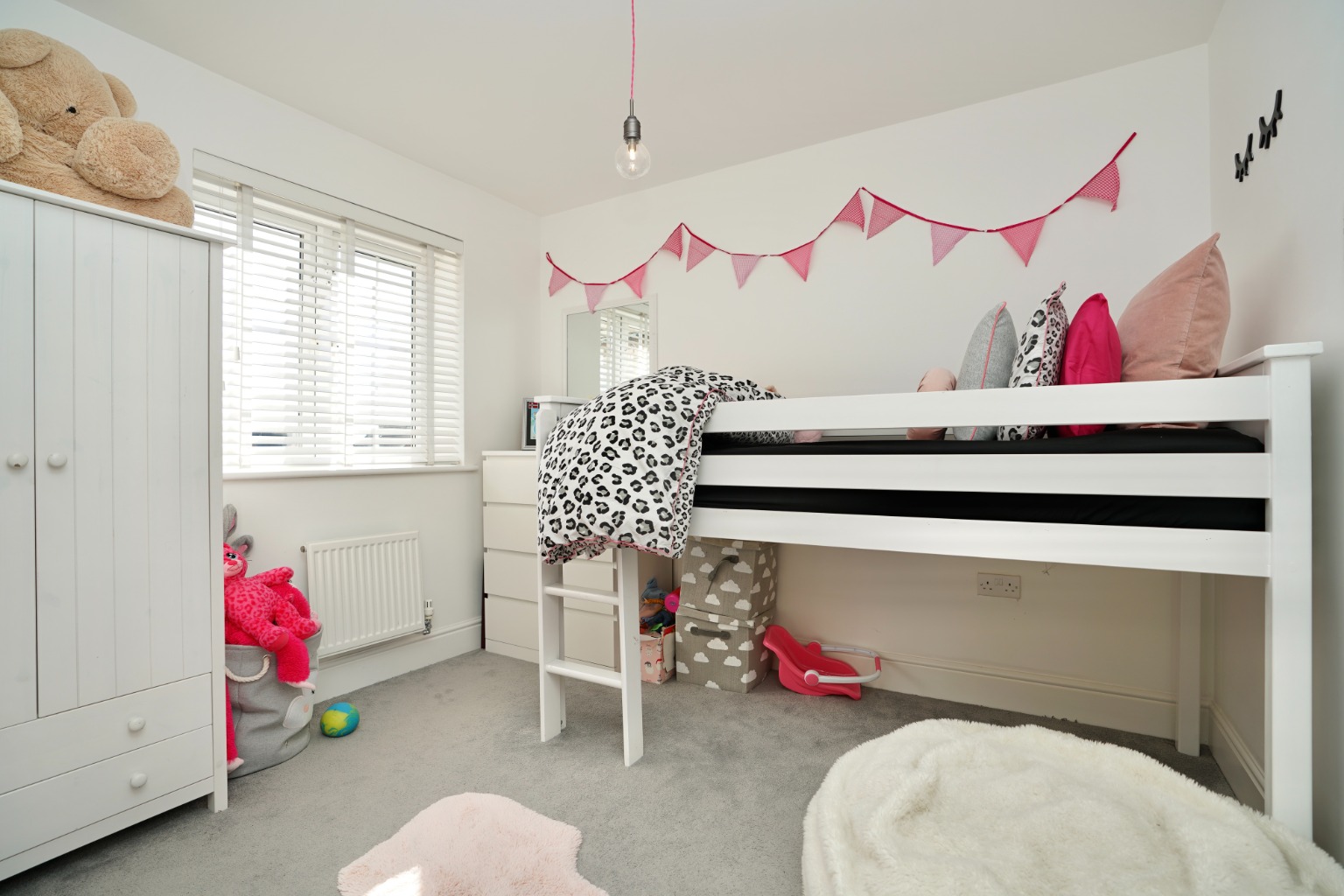 5 bed detached house for sale in Magnus Close, Peterborough  - Property Image 17