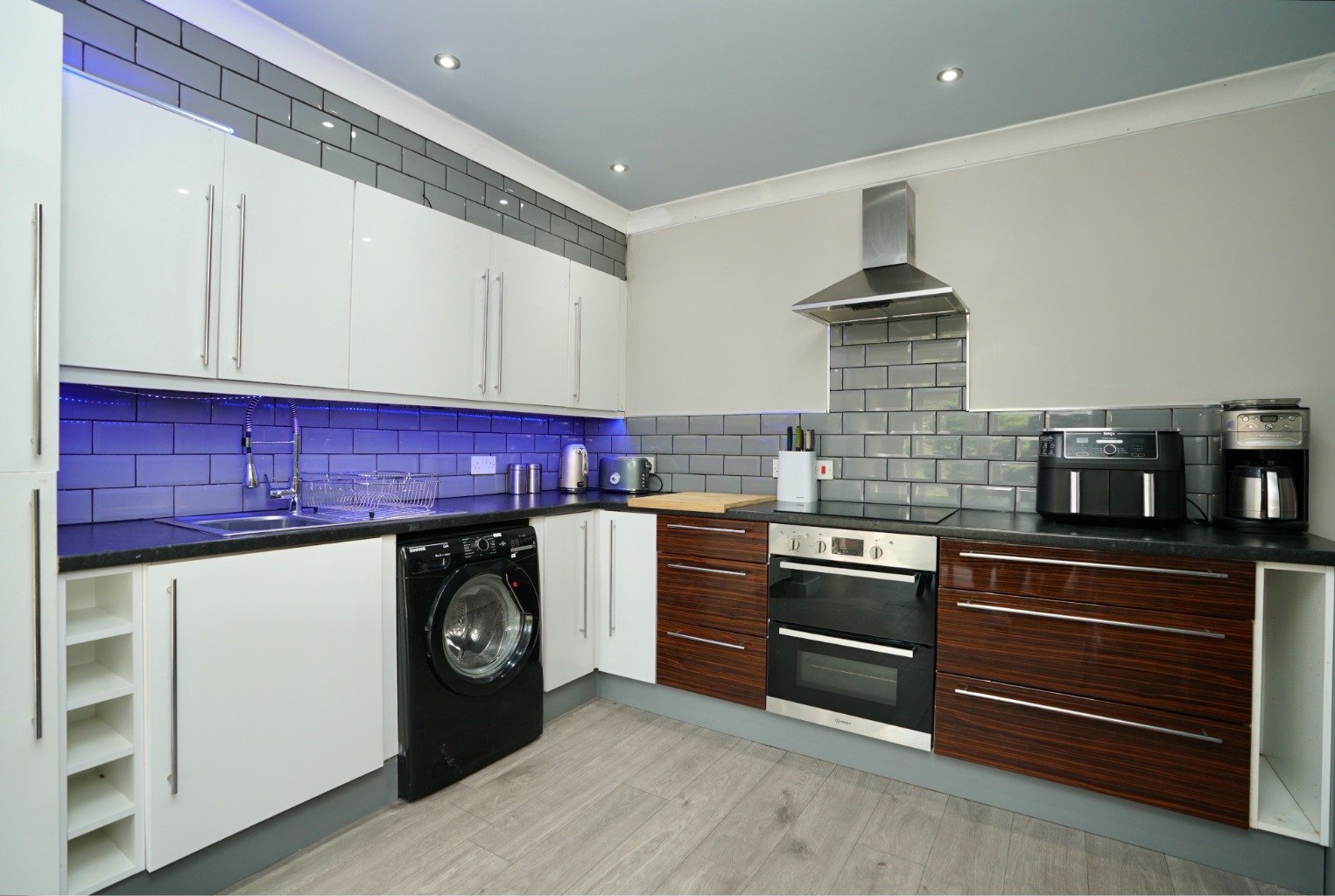 3 bed semi-detached bungalow for sale in Elm Drive, St. Ives  - Property Image 2