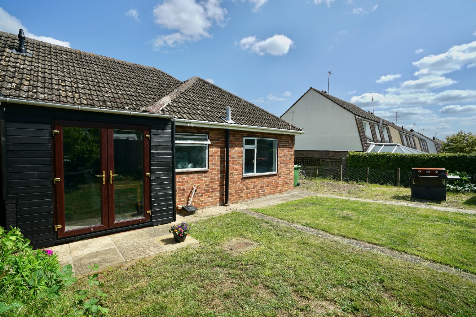 3 bed semi-detached bungalow for sale in Elm Drive, St. Ives  - Property Image 14