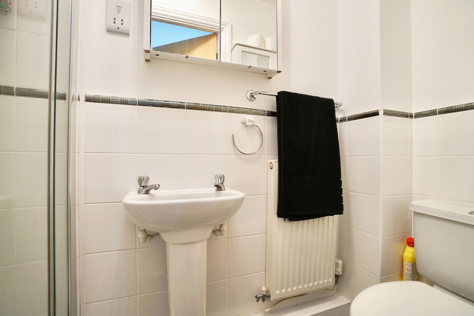 2 bed flat for sale in Leas Close, St. Ives 5