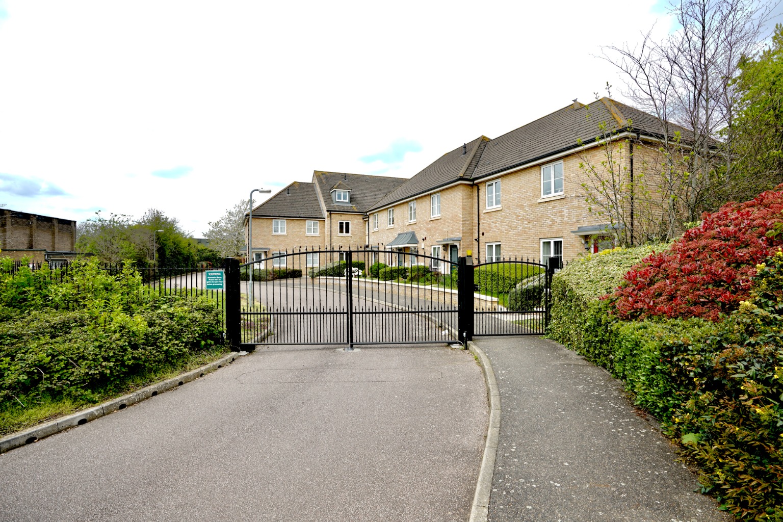 2 bed flat for sale in Leas Close, St. Ives  - Property Image 11