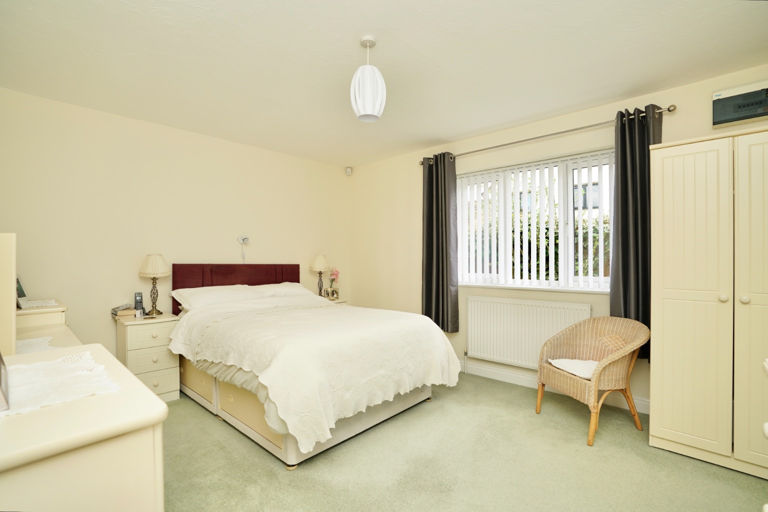 3 bed detached bungalow for sale in Library Walk, Huntingdon  - Property Image 6