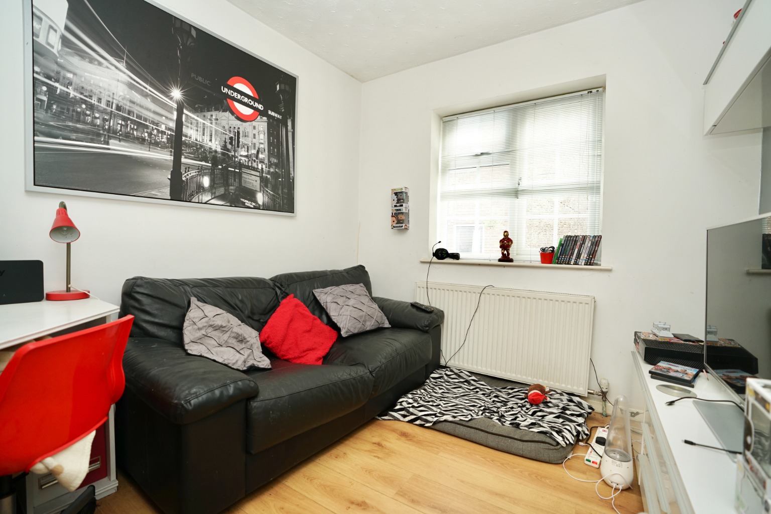 4 bed detached house for sale in Graveley Way, Huntingdon  - Property Image 7