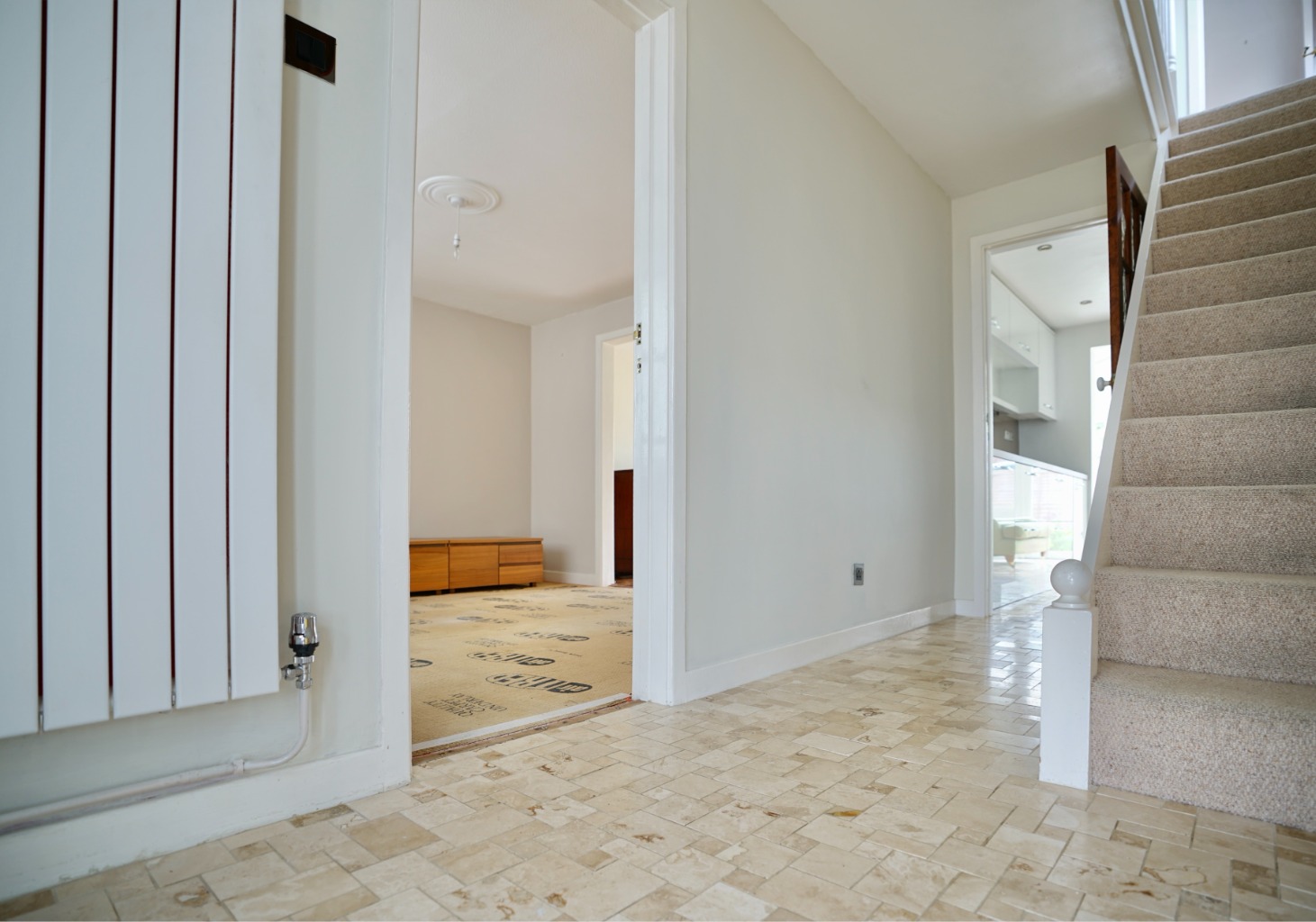 3 bed semi-detached house for sale in Leechcroft, Huntingdon  - Property Image 9