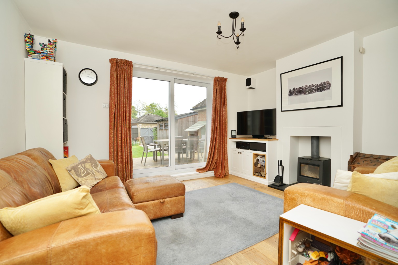 4 bed terraced house for sale in Green Leys, St. Ives  - Property Image 2