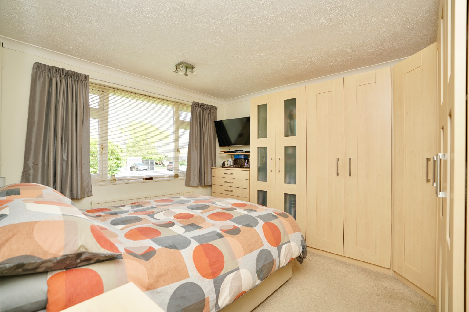 2 bed semi-detached bungalow for sale in Hawthorn Way, St. Ives 8