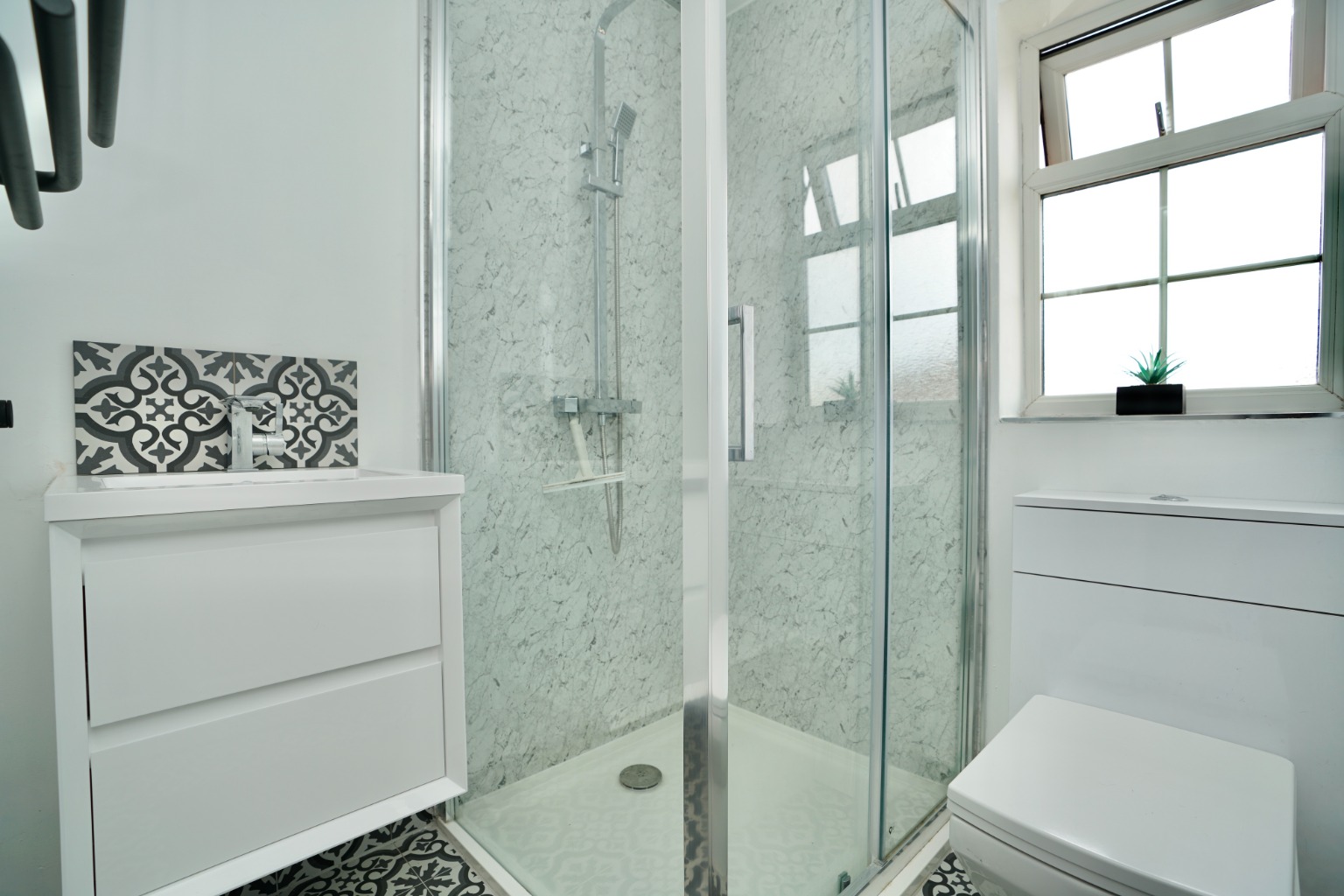 4 bed detached house for sale in Beech End, Huntingdon  - Property Image 11