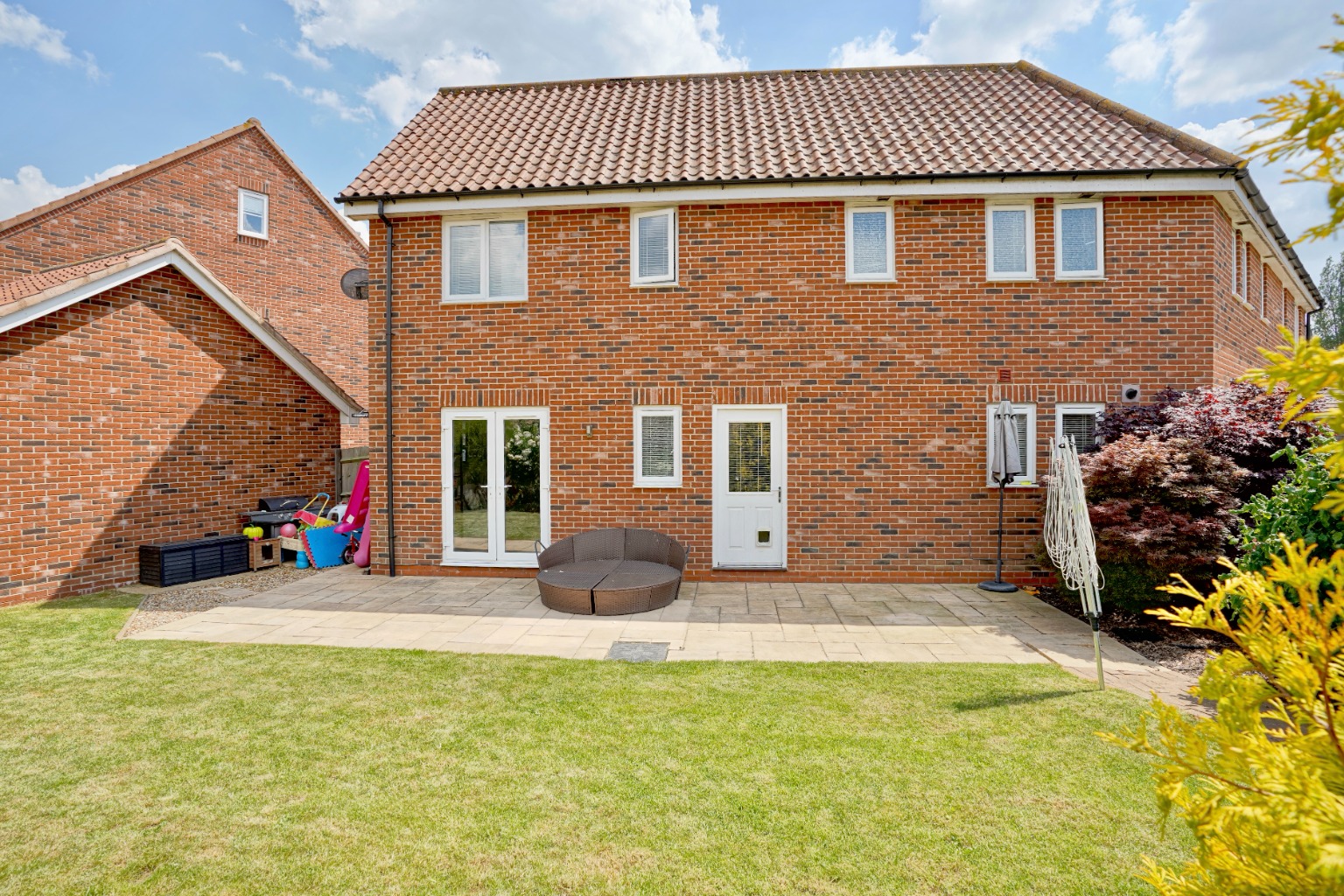 3 bed semi-detached house for sale in Brigham Crescent, St. Ives  - Property Image 20