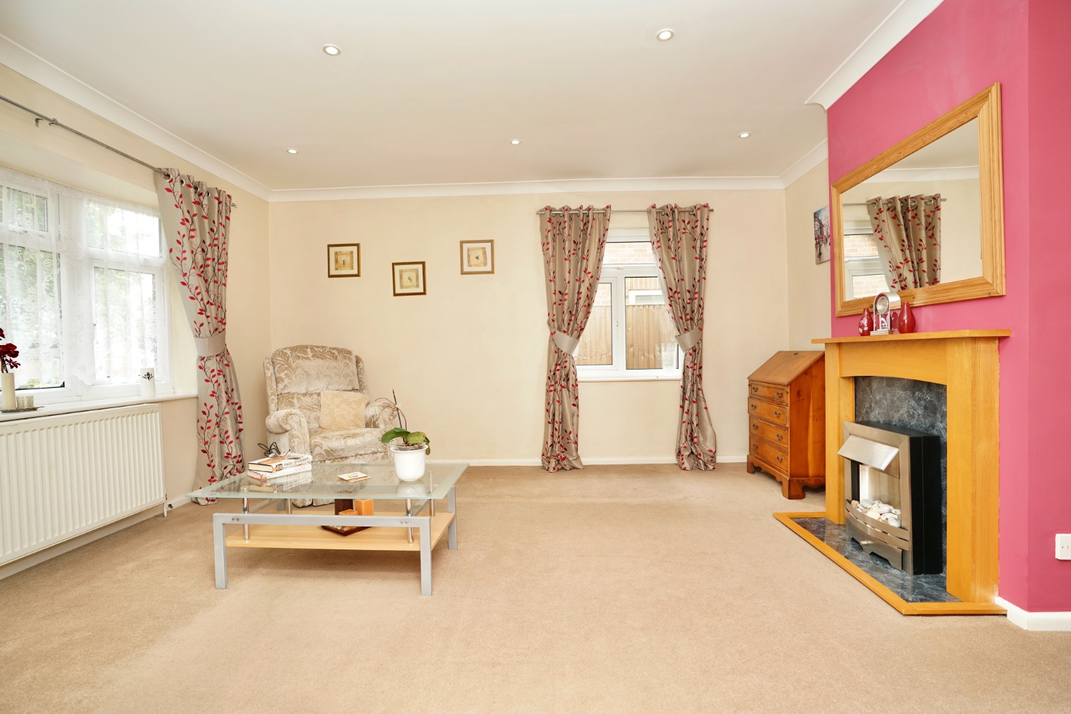 3 bed detached bungalow for sale in Desborough Road, Huntingdon  - Property Image 2