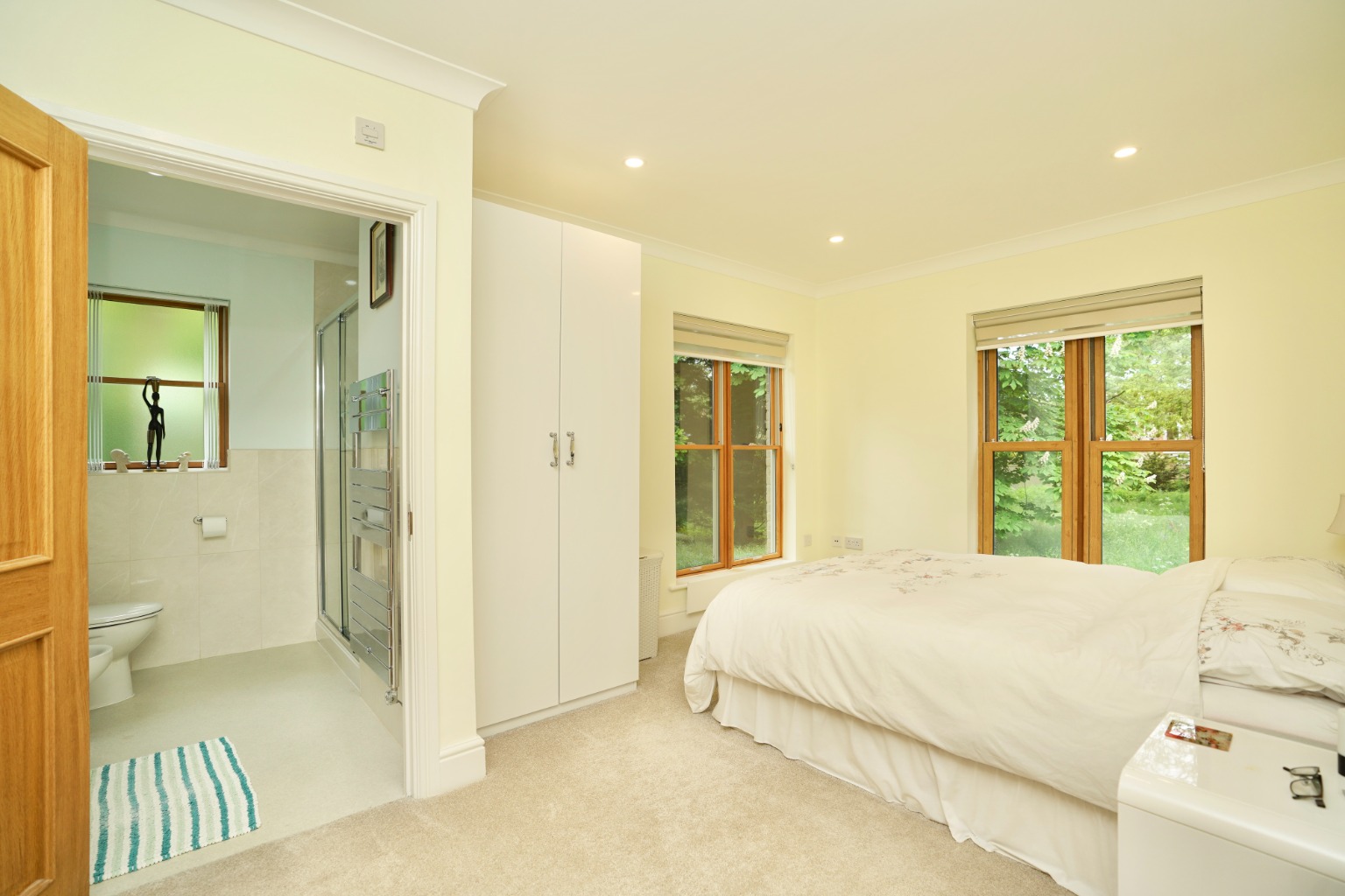 2 bed flat for sale in Thicket Dr, Huntingdon  - Property Image 10