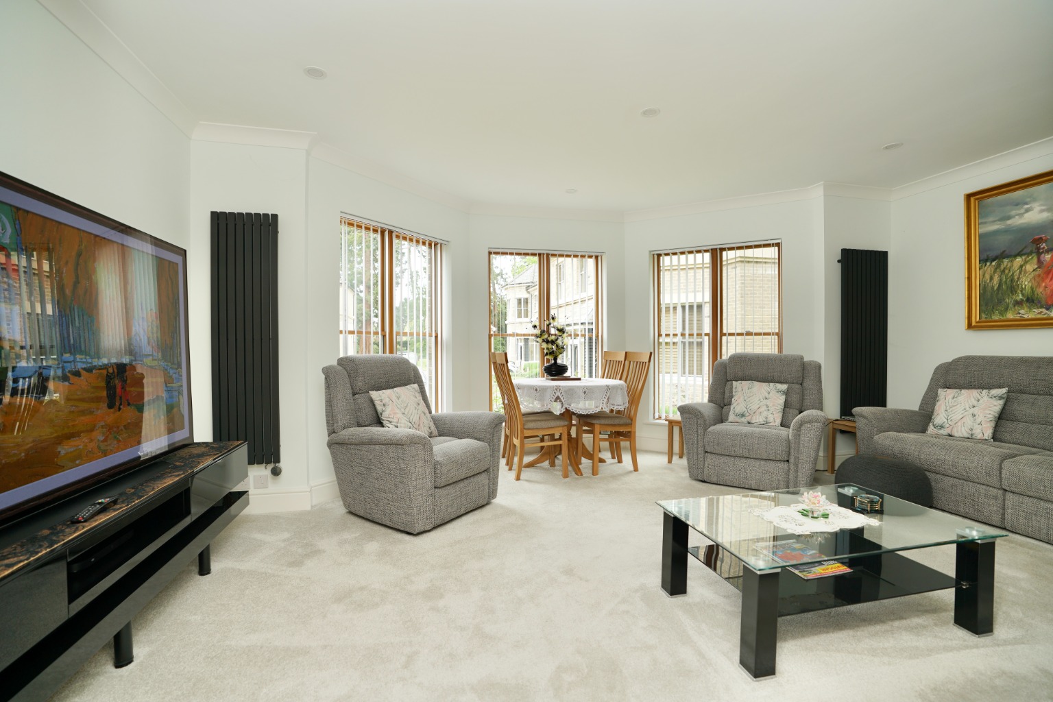 2 bed flat for sale in Thicket Dr, Huntingdon  - Property Image 5